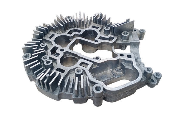 How to judge whether the engine radiator needs to be repaired or replaced?